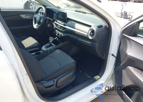 2024 Kia Forte Lxs из США, поврежденный, VIN 3KPF24AD6RE829124